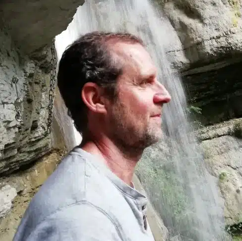 Frederic julien chaman guérisseur à Annecy